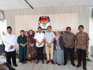 Ada Apa! KI Provinsi Kalteng Datangi Kantor KPU Kalteng